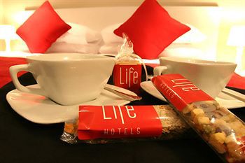 Life Hotel Ballito Esterno foto
